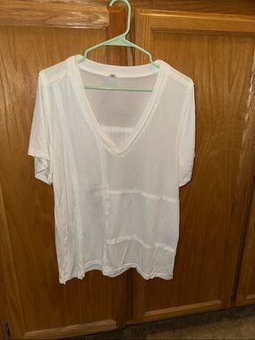 POL White Semi-Sheer V-Neck Short Sleeve Tee - Relaxed Fit